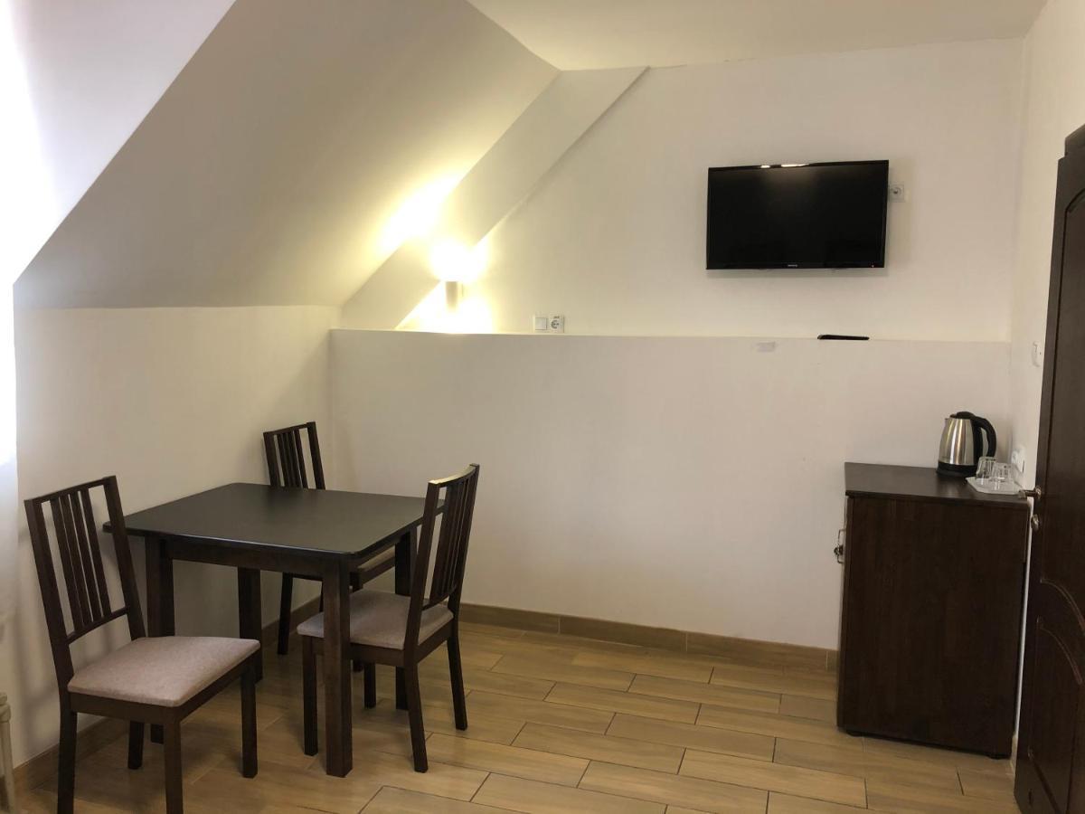 Europa Hotel Rakhiv Exterior photo