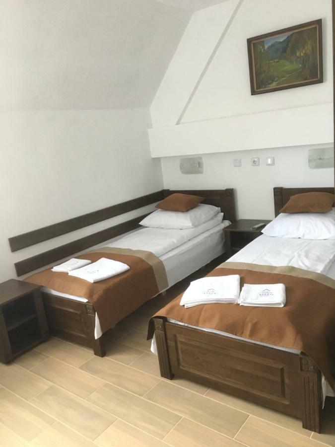 Europa Hotel Rakhiv Exterior photo